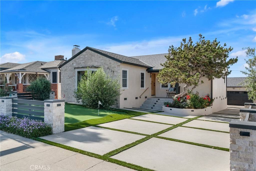 Los Angeles, CA 90045,6129 W 83rd PL