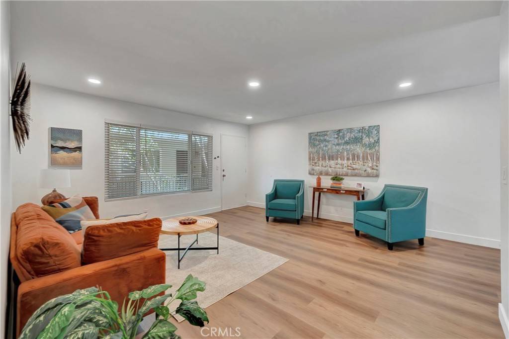 Long Beach, CA 90814,444 Obispo AVE #201