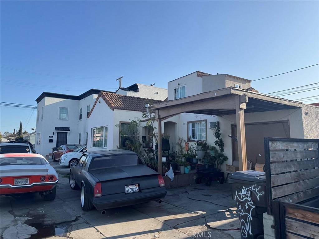 Long Beach, CA 90806,400 E 21st ST #E