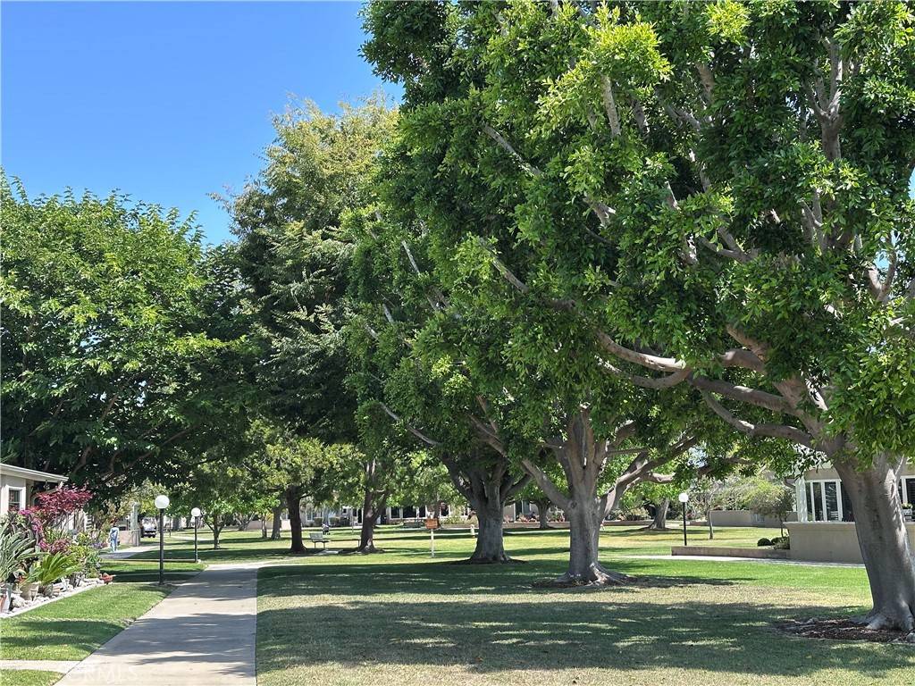 Seal Beach, CA 90740,1271 Kenwood #163D