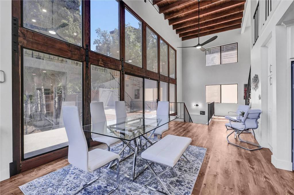 Los Angeles, CA 90065,314 W Avenue 44