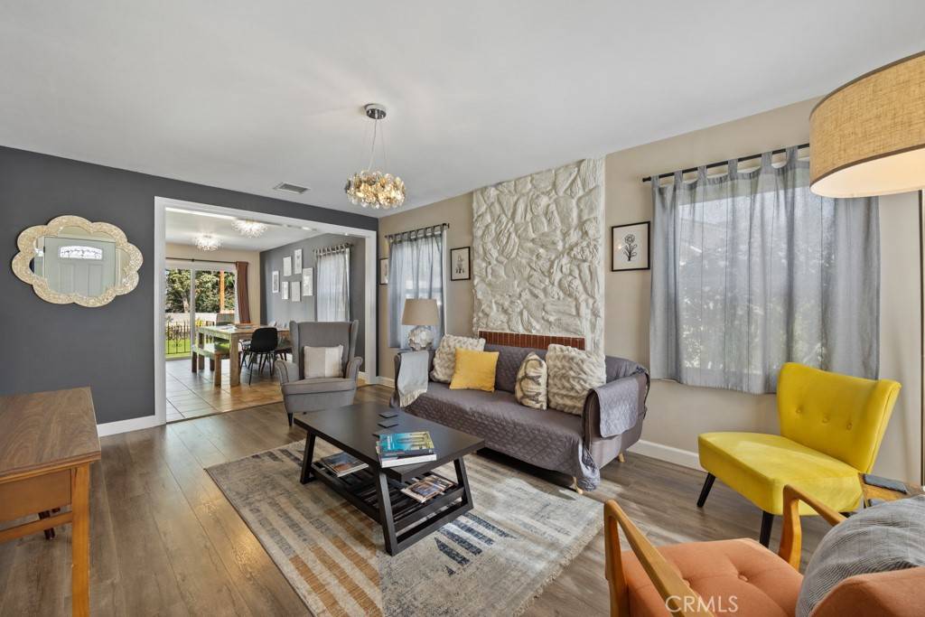 Long Beach, CA 90807,213 East 45th Street