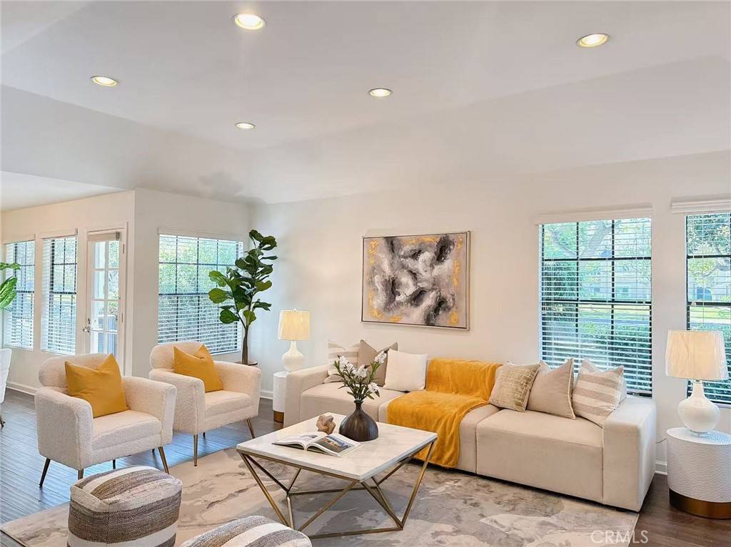 Irvine, CA 92614,23 Thunder TRL #12