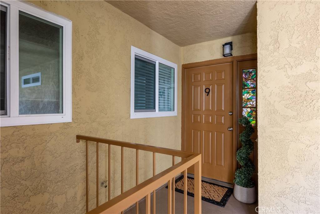 Signal Hill, CA 90755,2240 Stanley AVE #9