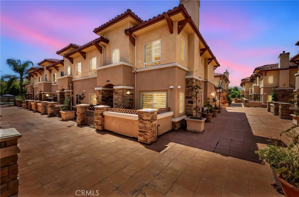 West Covina, CA 91791,3470 E Temple WAY