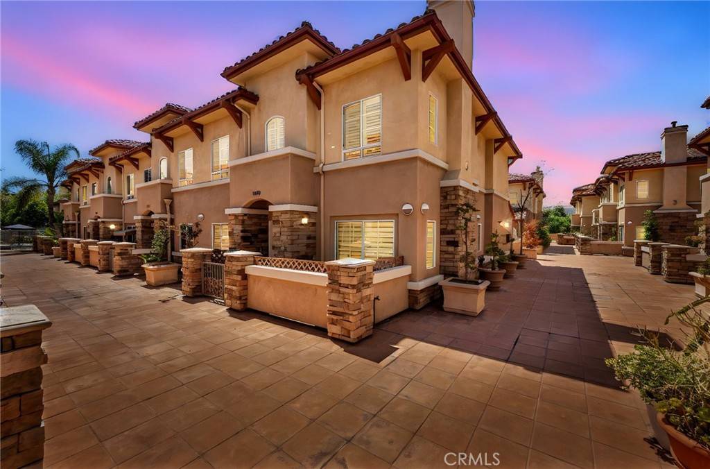 West Covina, CA 91791,3470 E Temple WAY