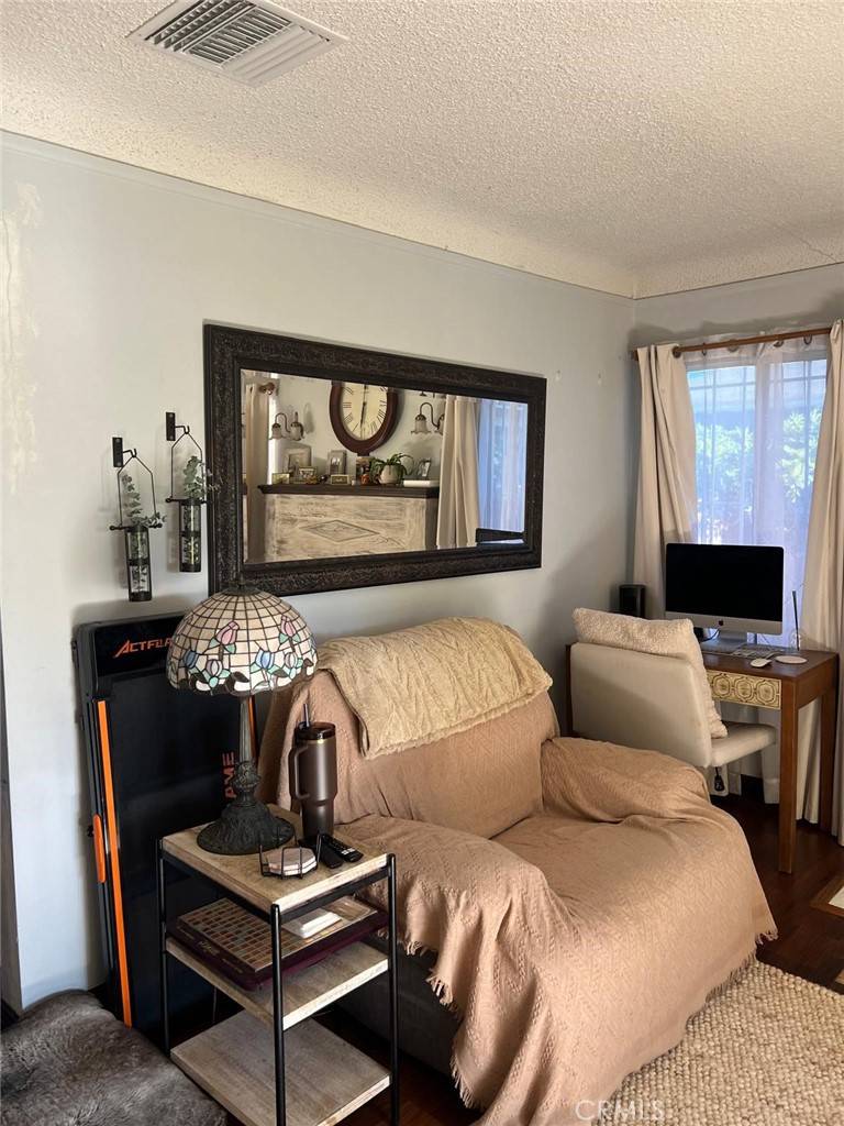 South Gate, CA 90280,9312 Garden View AVE