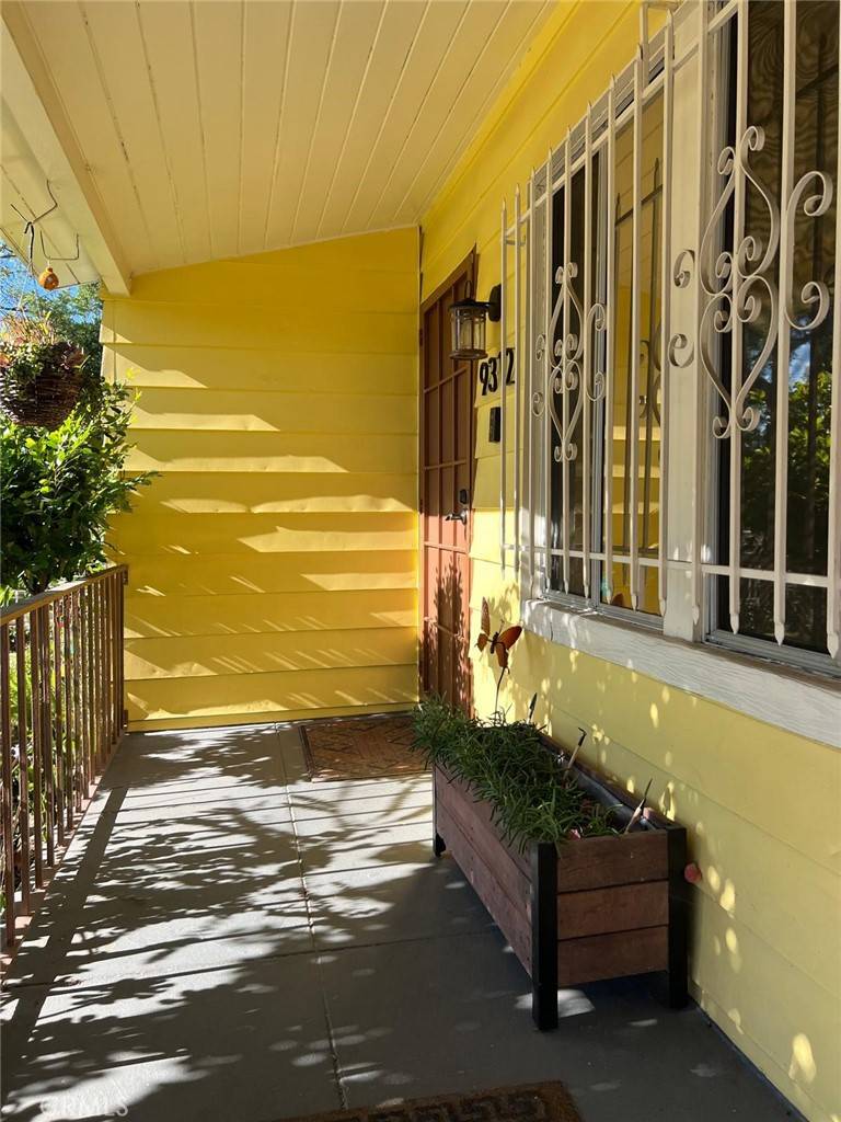 South Gate, CA 90280,9312 Garden View AVE