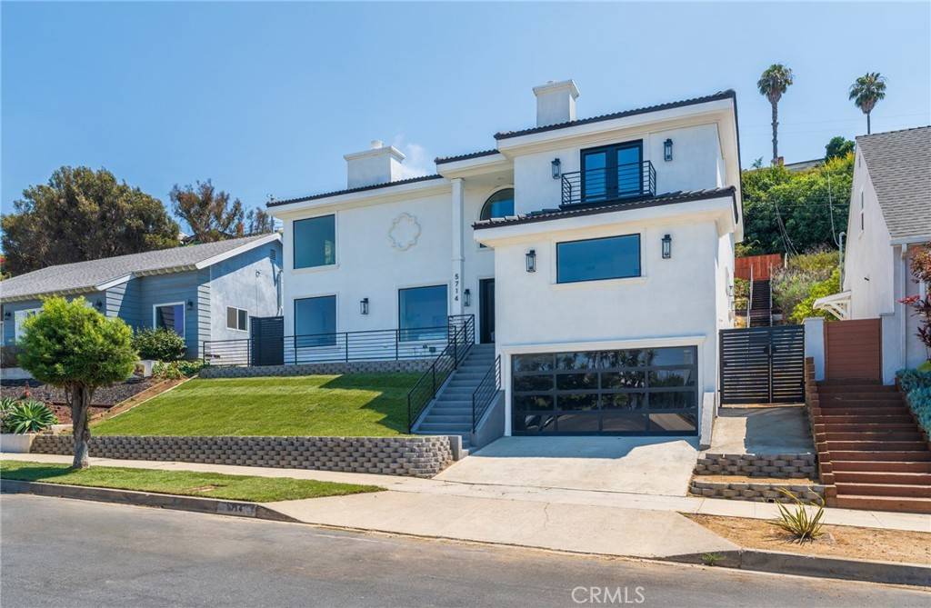 Los Angeles, CA 90008,5714 Brushton ST