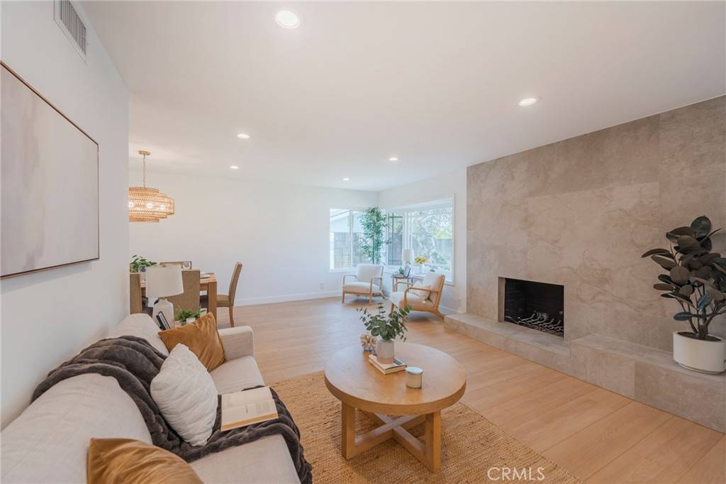 Glendora, CA 91741,622 N Pasadena AVE