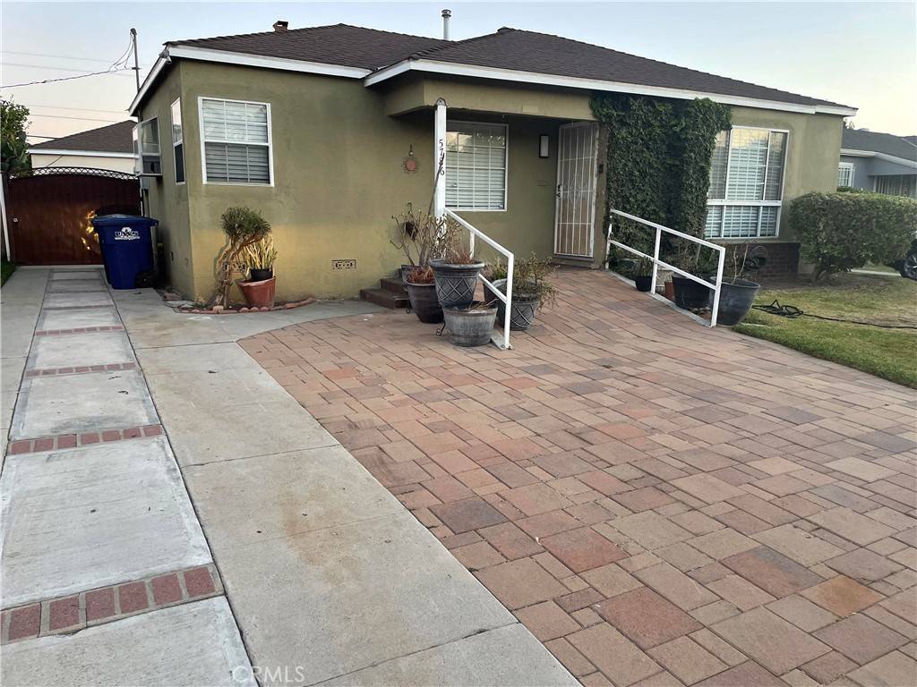 South Gate, CA 90280,5786 Lincoln AVE
