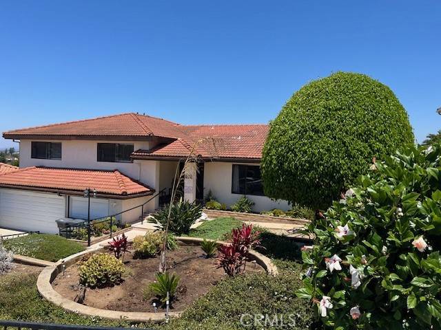 Vista, CA 92083,217 Hawthorne CIR
