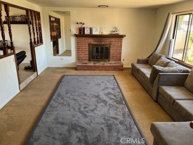 Vista, CA 92083,217 Hawthorne CIR