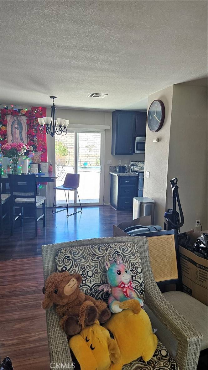 Rialto, CA 92376,190 W Wilson ST