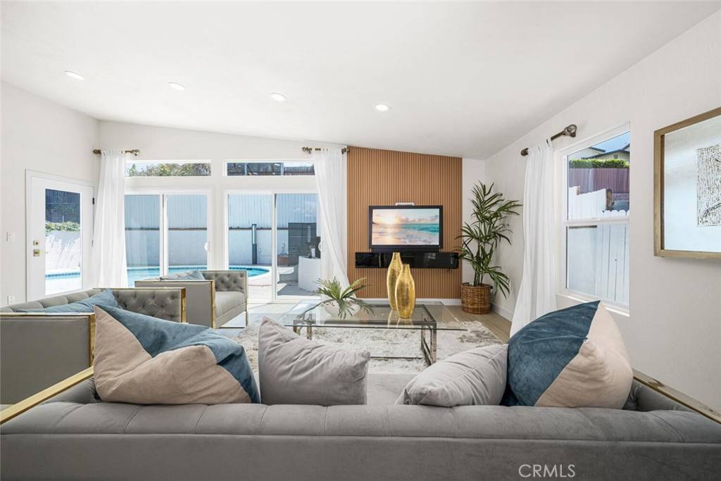 Torrance, CA 90505,2733 Grand Summit RD