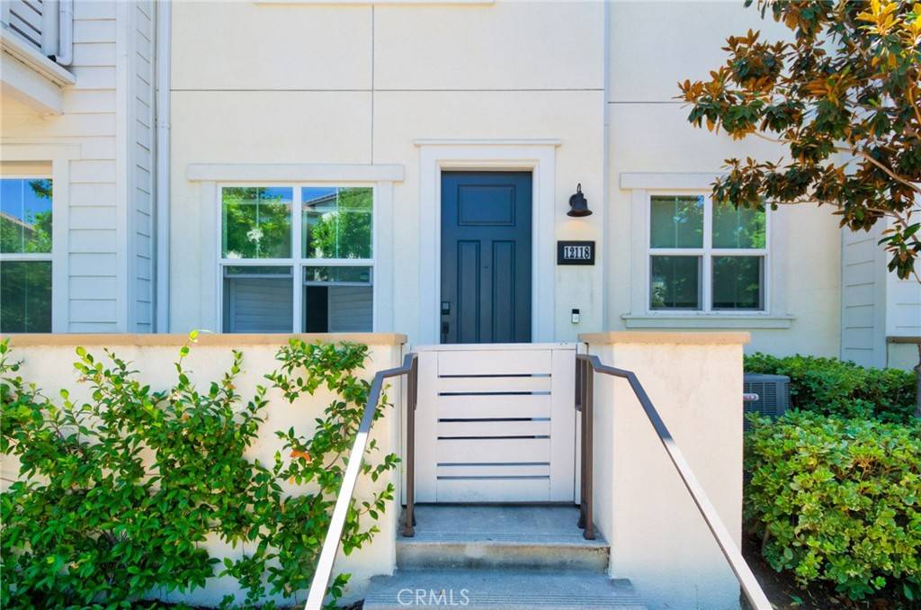 Whittier, CA 90602,12118 Starling LN