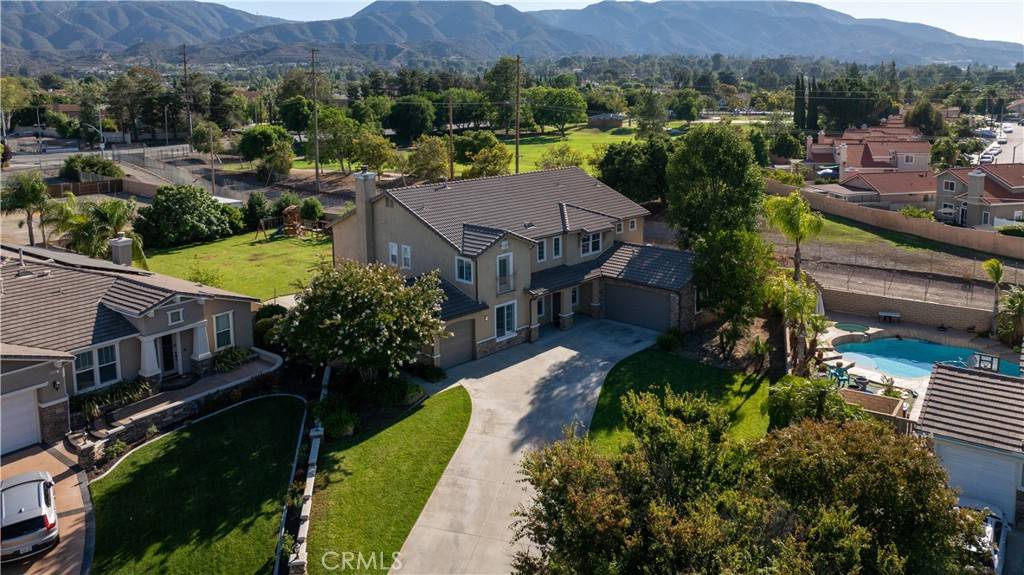 Corona, CA 92882,2150 Peony ST