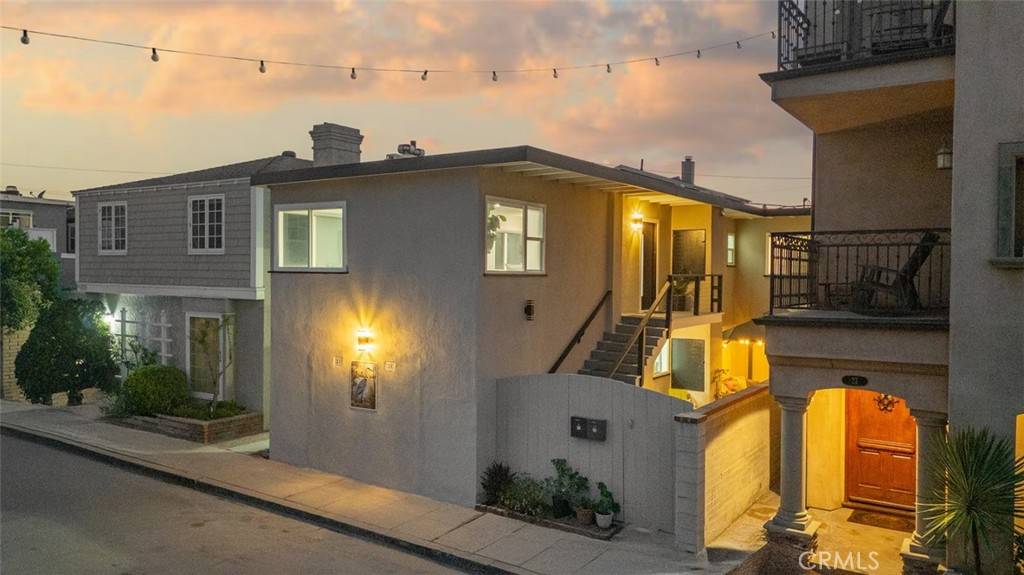 Long Beach, CA 90803,23 65th PL
