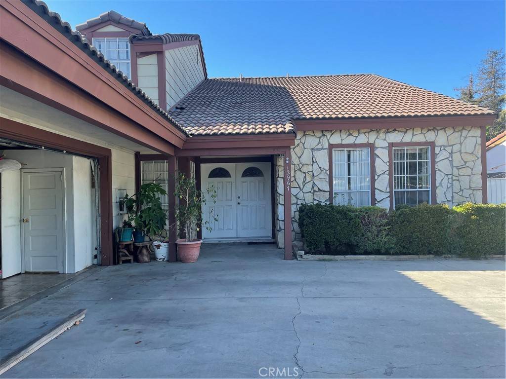 Cerritos, CA 90703,12967 Moorshire DR