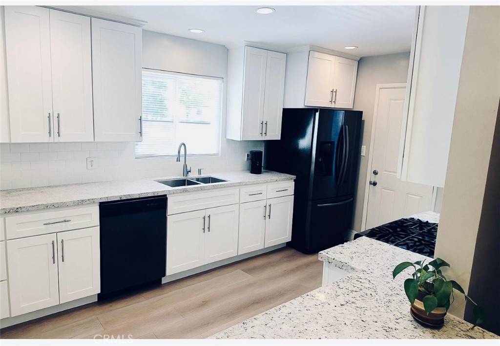 Cypress, CA 90630,5041 Myra AVE