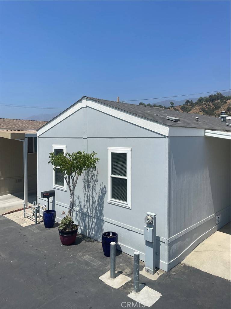 Duarte, CA 91010,1020 BRADBOURNE AVE #4