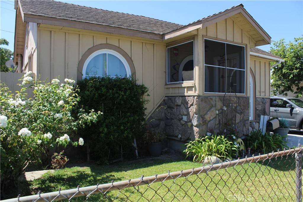Lakewood, CA 90715,12308 Centralia ST