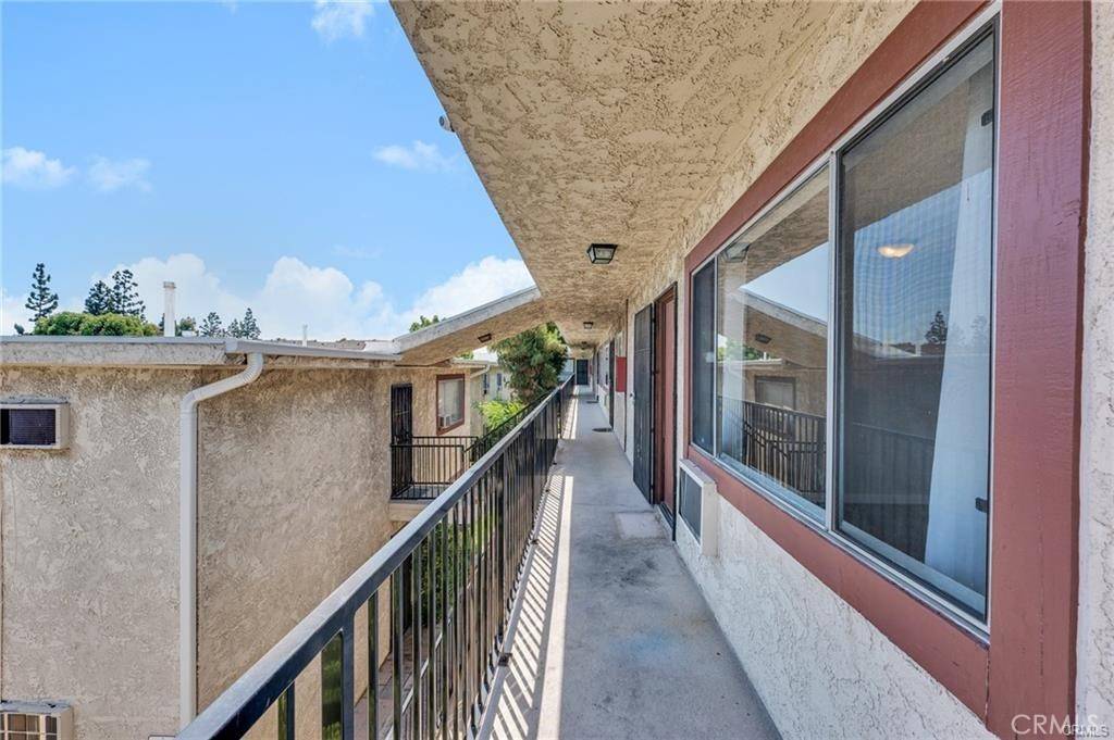 Panorama City, CA 91402,8800 Cedros AVE #207