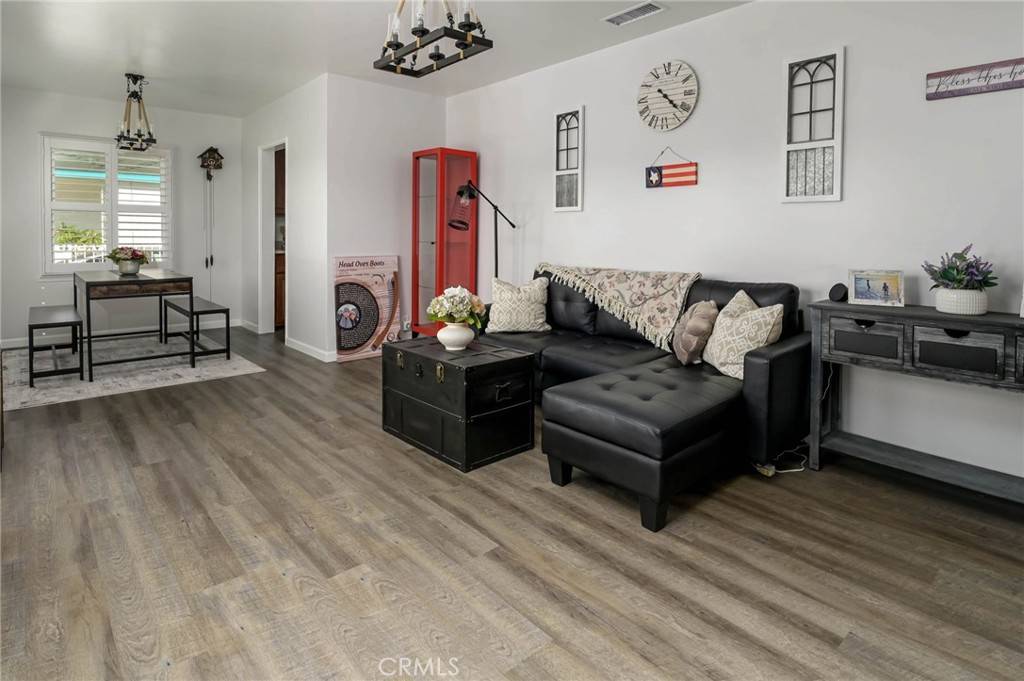 Whittier, CA 90606,7608 DUCHESS DR