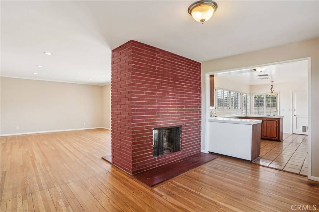 Long Beach, CA 90815,2631 Radnor AVE