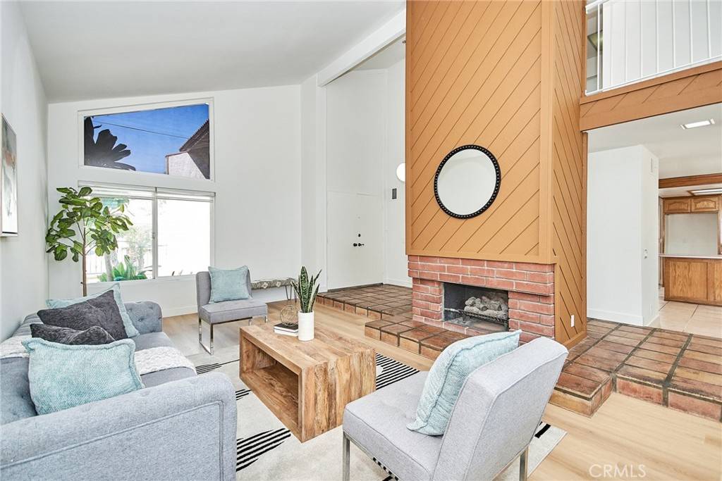 Cerritos, CA 90703,12684 Palm ST