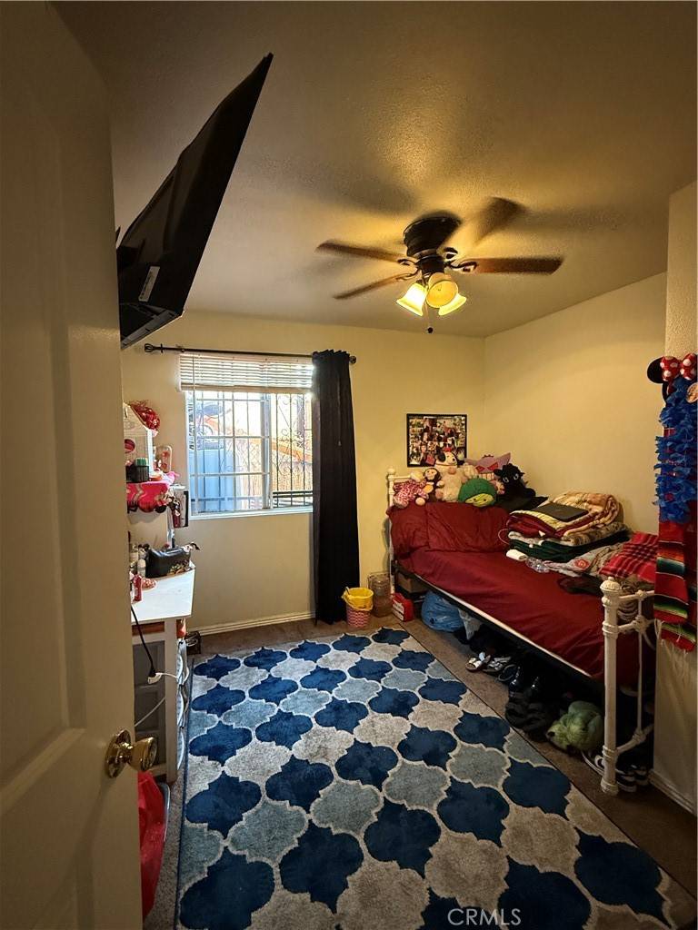 Los Angeles, CA 90003,444 W Colden AVE