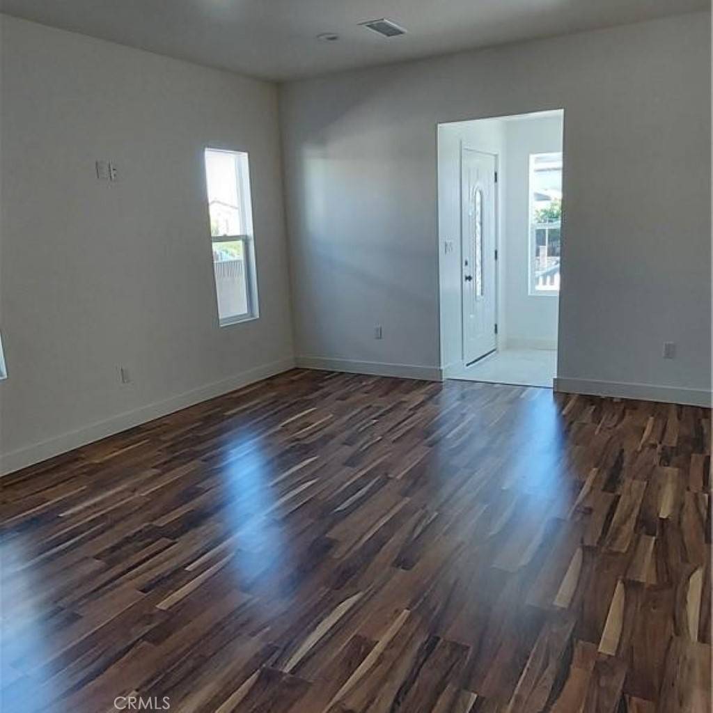 San Pedro, CA 90731,644 W 19th ST #2