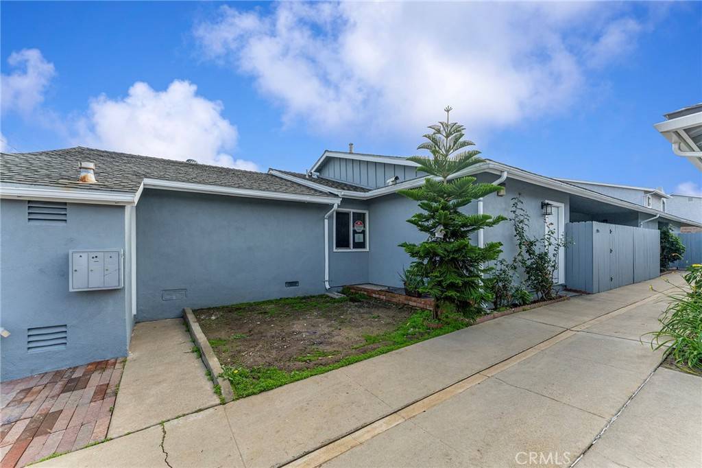 Huntington Beach, CA 92648,720 Owen