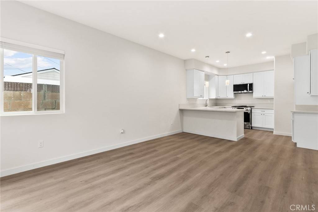 Lakewood, CA 90712,4508 Hedda ST #1