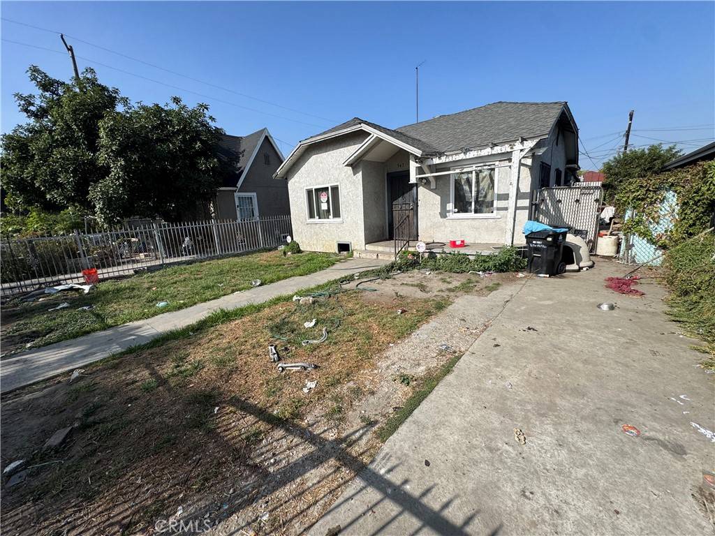 Los Angeles, CA 90003,343 W 84th