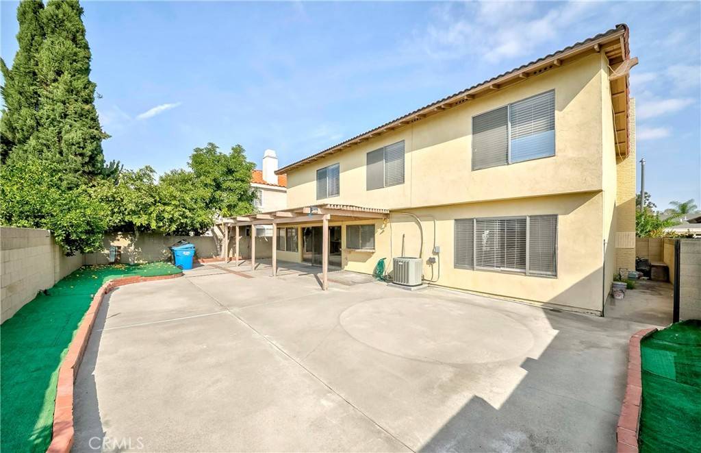 Cerritos, CA 90703,18723 Stefani AVE