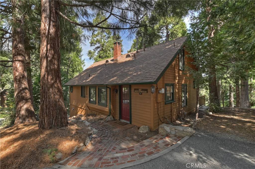 Lake Arrowhead, CA 92352,687 Crest Estates DR