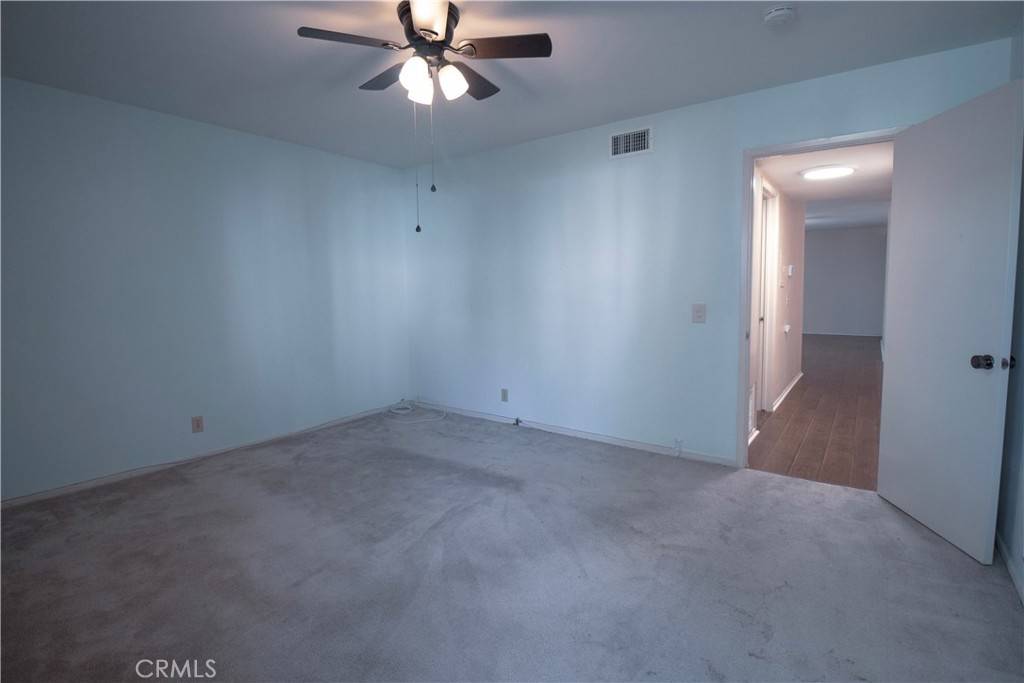Huntington Beach, CA 92646,8933 Biscayne CT #219C