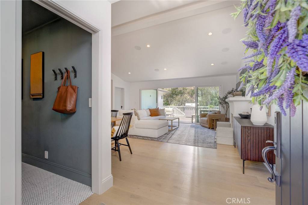 El Segundo, CA 90245,1423 E Elm AVE
