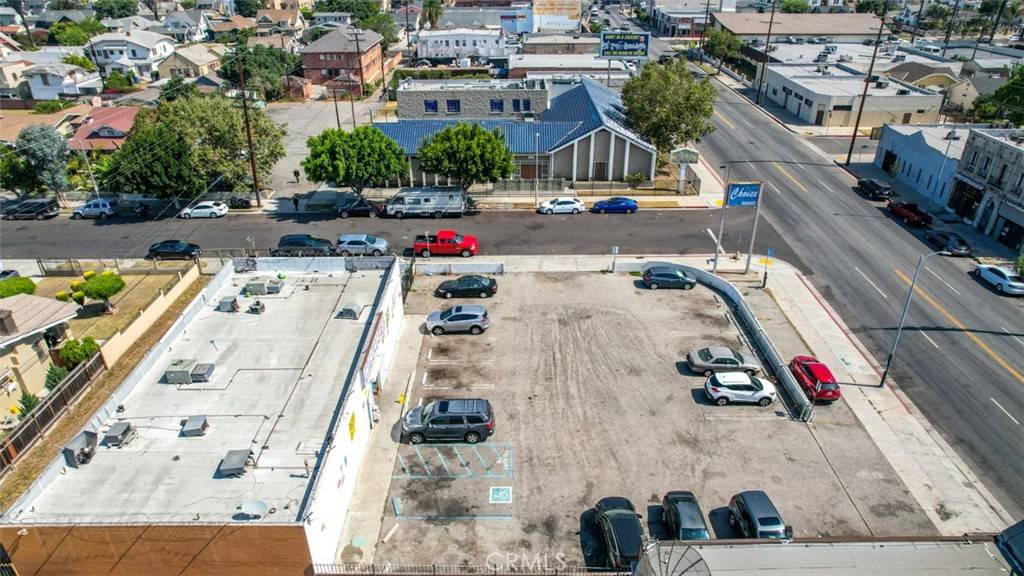 Los Angeles, CA 90062,5001 S Western AVE