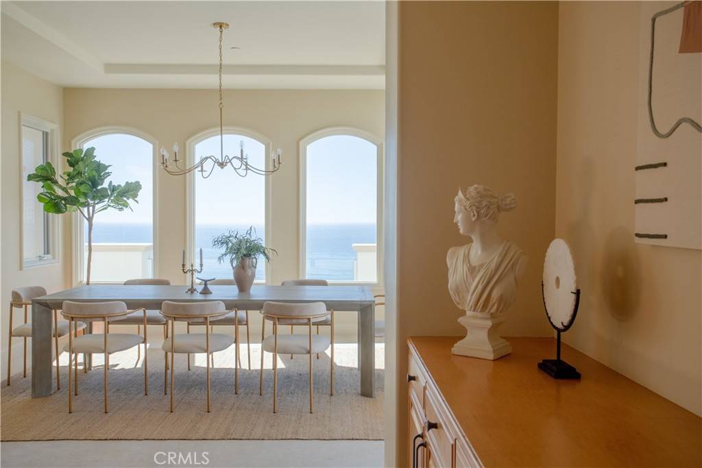 Rancho Palos Verdes, CA 90275,23 Via Del Cielo