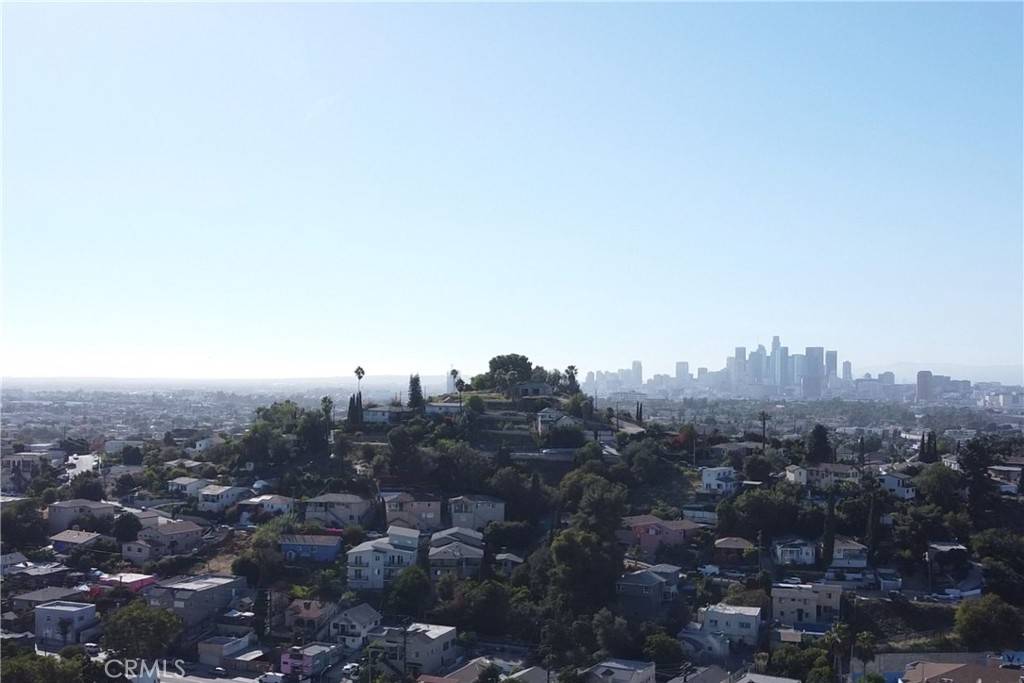 Los Angeles, CA 90063,1243 Schick AVE