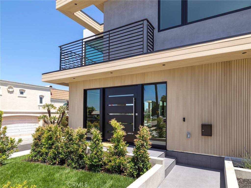 Hermosa Beach, CA 90254,3100 Tennyson PL