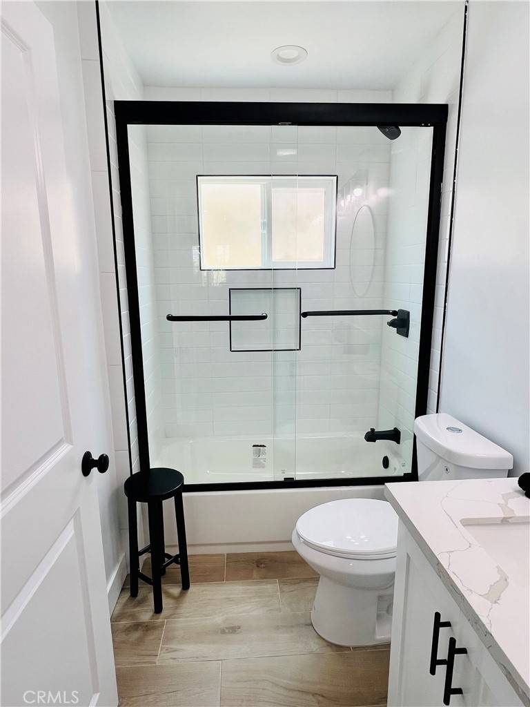 South Gate, CA 90280,3100 Illinois AVE