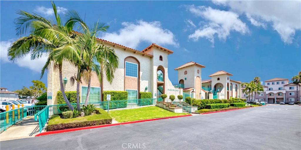 Fountain Valley, CA 92708,17220 Newhope ST #213