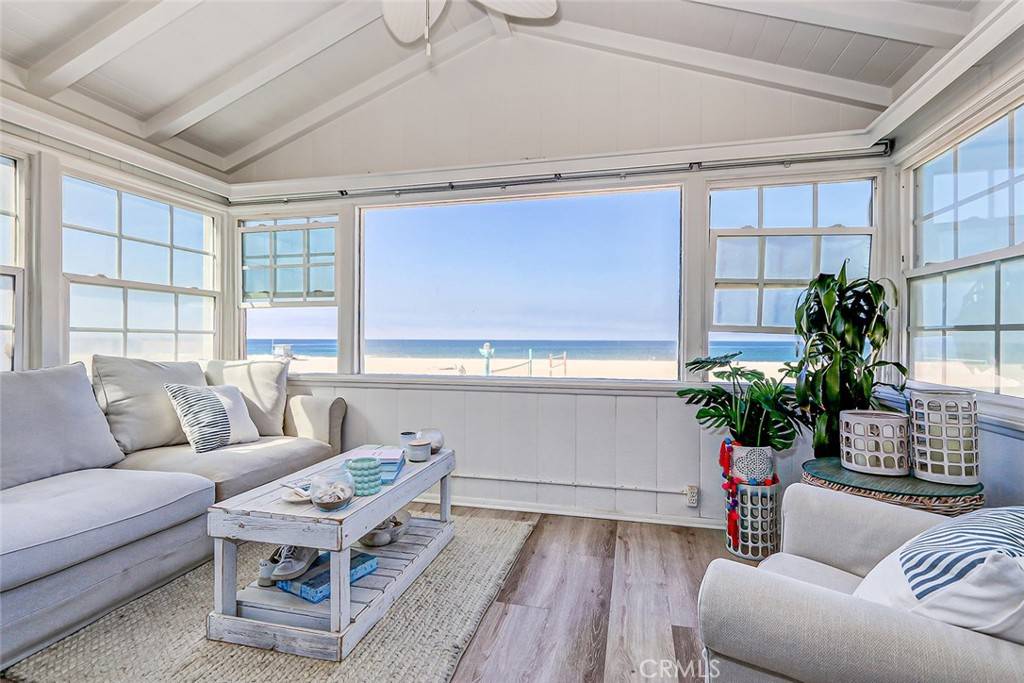 Hermosa Beach, CA 90254,1614 The Strand
