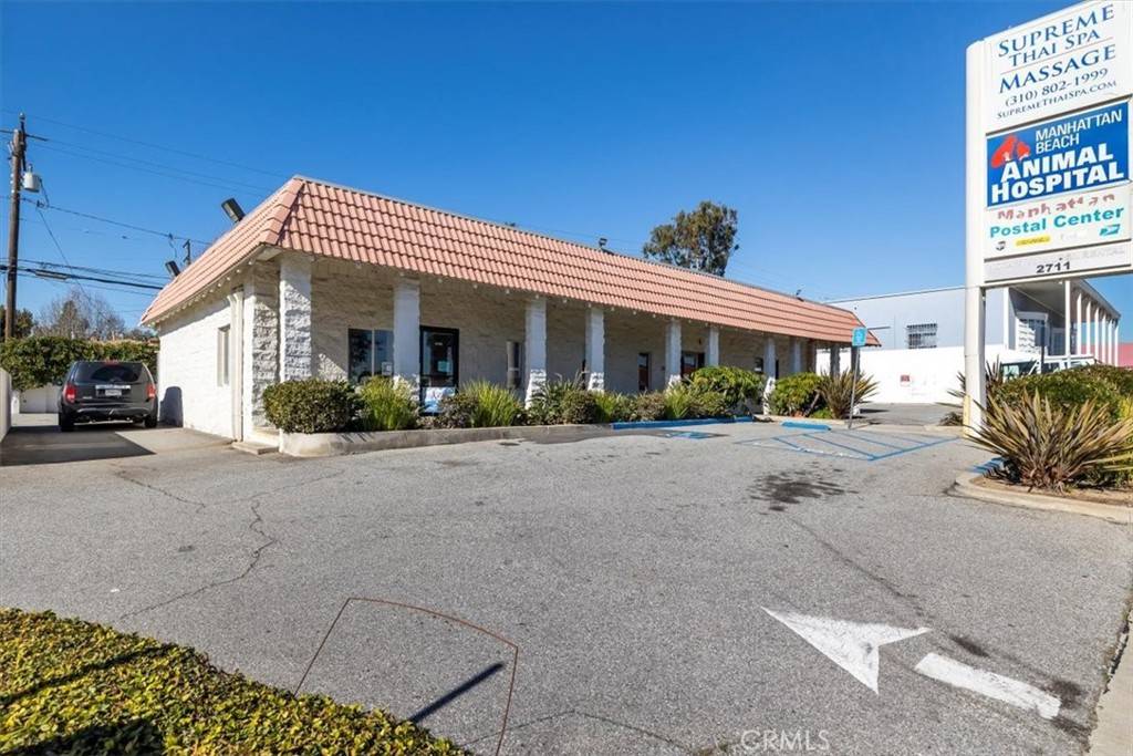 Manhattan Beach, CA 90266,2711 N Sepulveda BLVD
