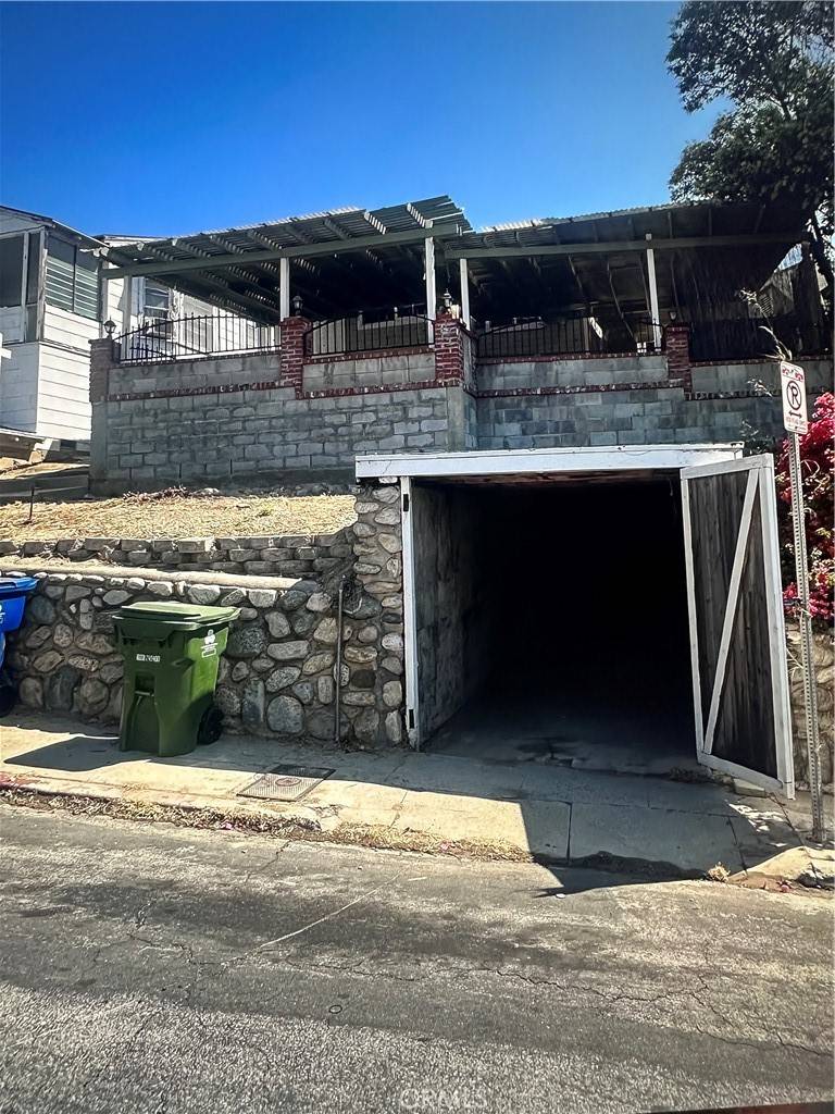 Los Angeles, CA 90032,4419 Radium DR