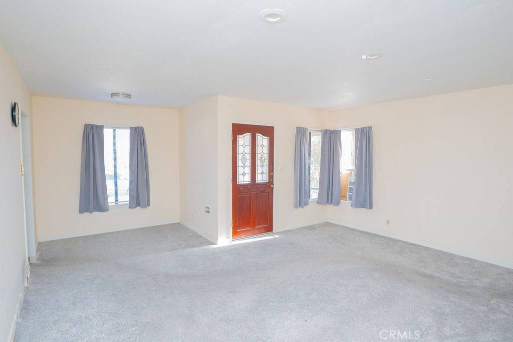 Hawthorne, CA 90250,13023 Cordary AVE