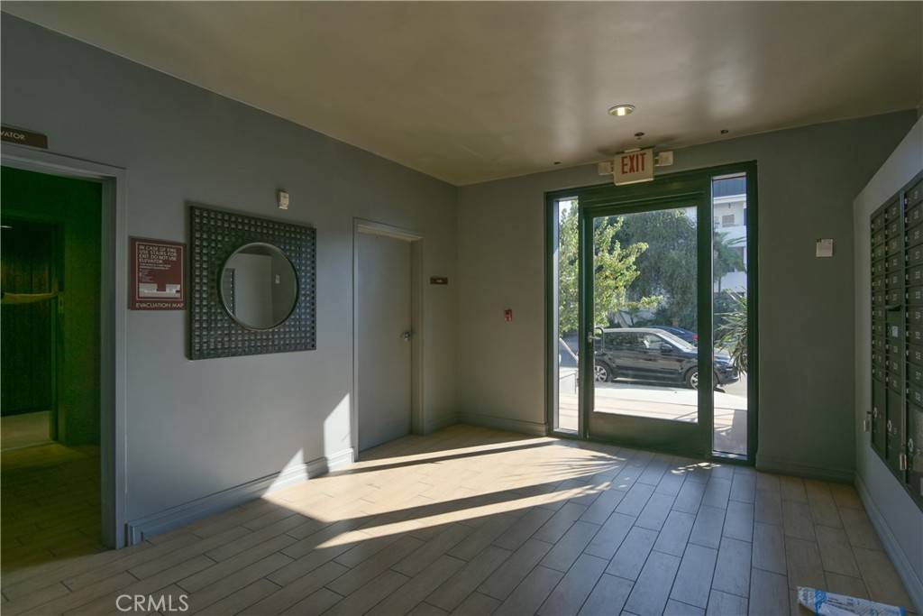 Valley Village, CA 91607,11925 KLING ST #104